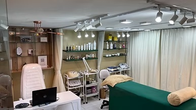 Ambiente equipado onde acontecem os cursos